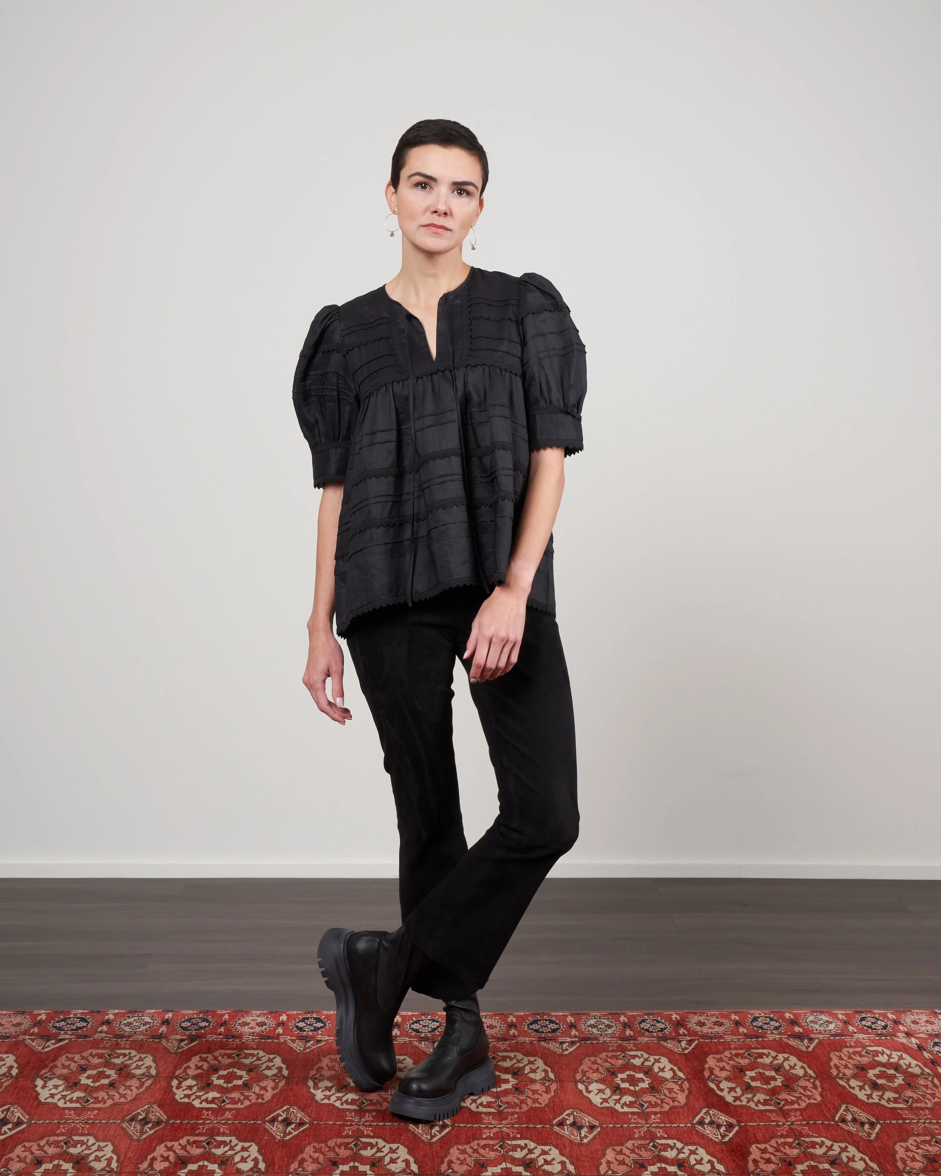 camila short sleeve top - black black