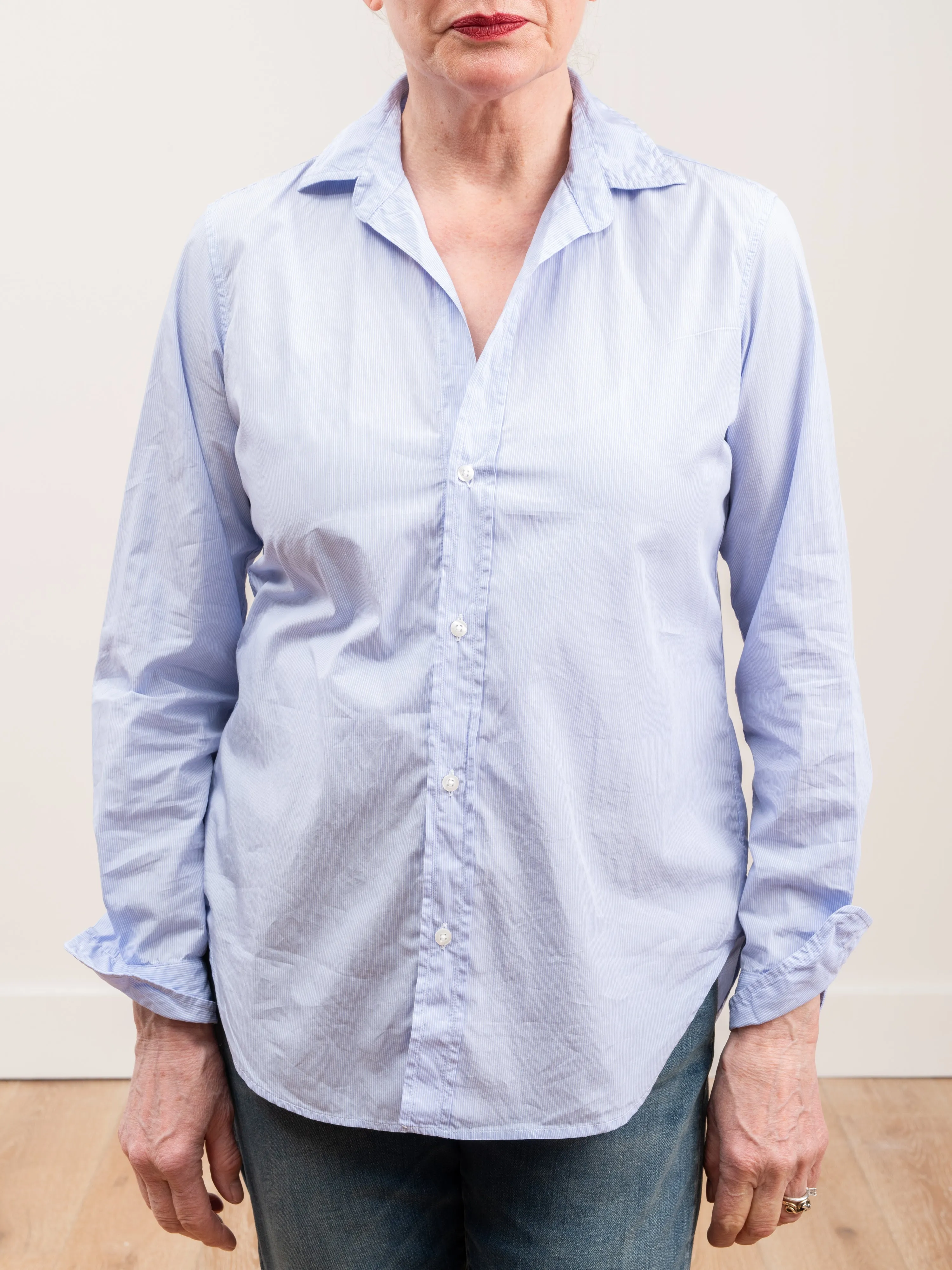 frank shirt - thin blue stripe