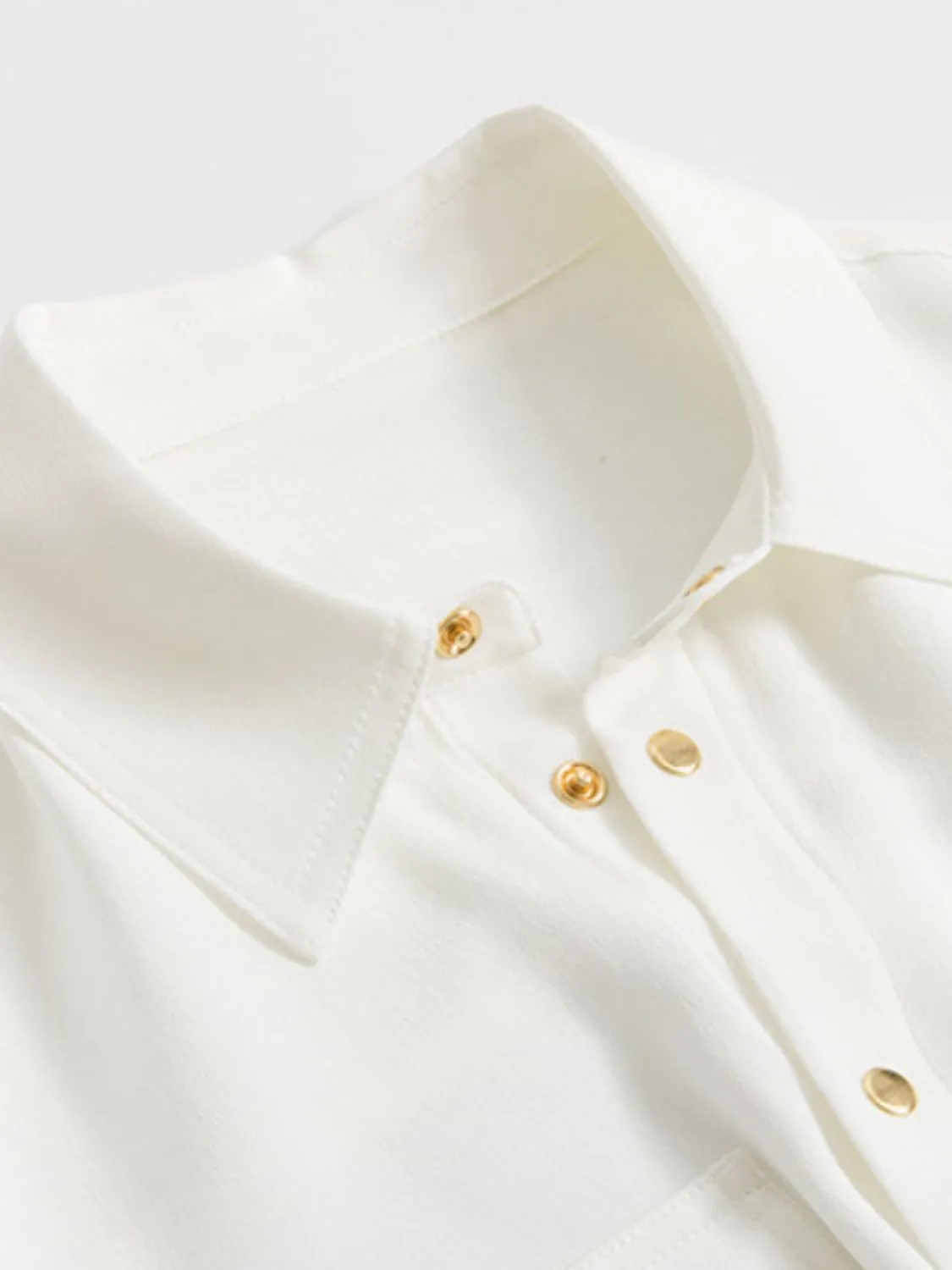 Full Size Snap Down Collared Neck Short Sleeve Shirt (2 Colors)