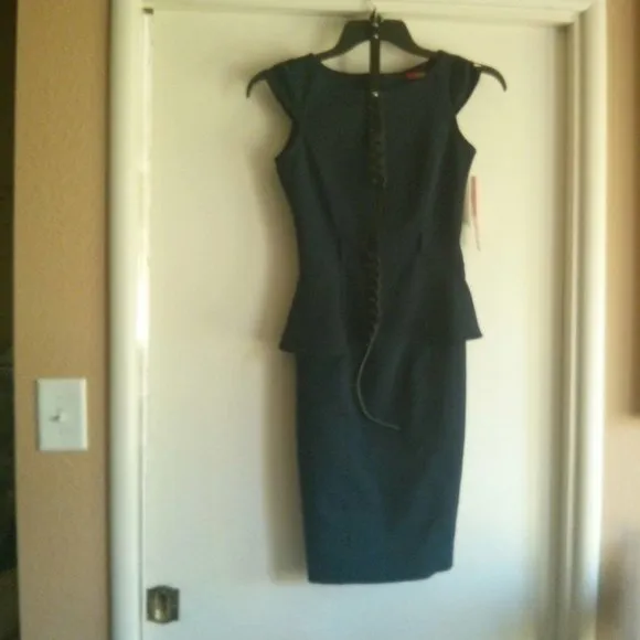 XOXO Navy Peplum Sheath Dress NWT Size 0